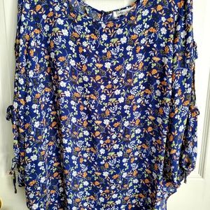 NWT, Rose and Olive, blue and orange flowered top, size 1X
